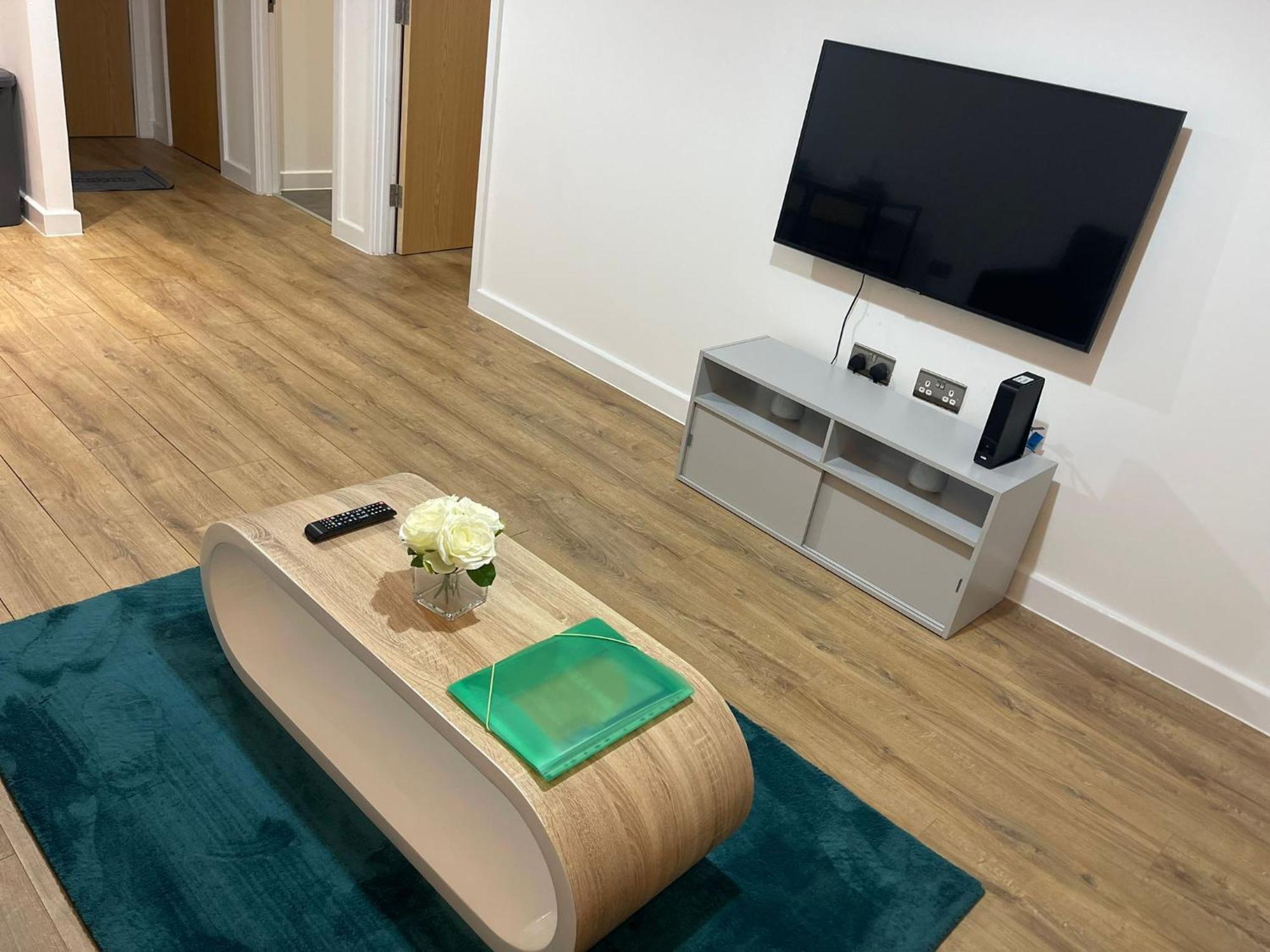 Deluxe Central Apartment - Fast Wifi- Utilitia Arena - Icc - Sea Life Centre Бирмингем Экстерьер фото